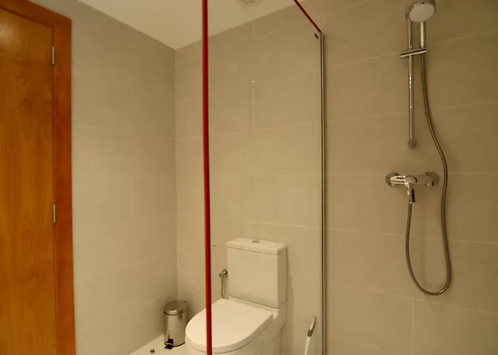 Marina Lateral 1d * ל'אסטרטיט